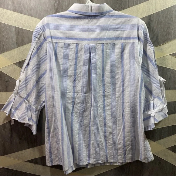 a loves a Button Down Top White/Blue Sz Medium - Picture 3 of 3